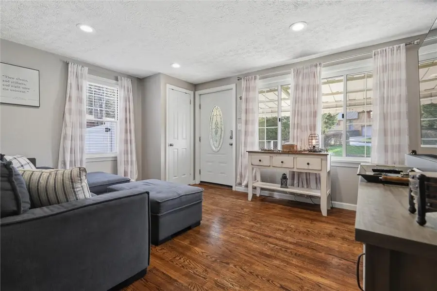 6417 Helen St., South Park, PA 15129 - #3