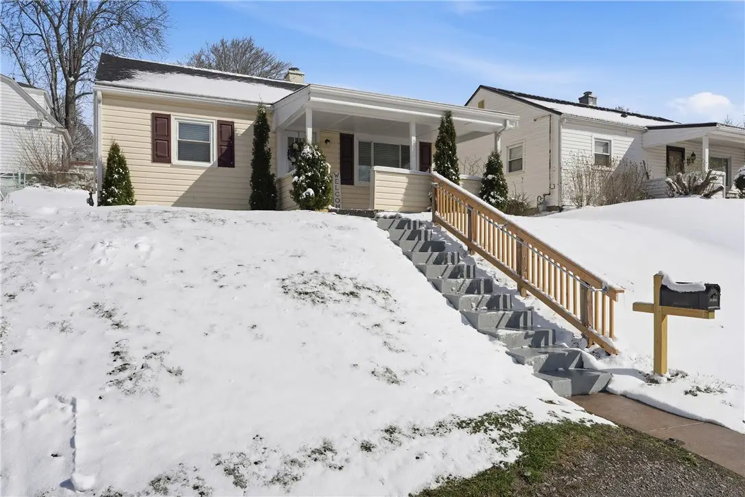 805 Colonial Ave, Monaca, PA 15061 - #1