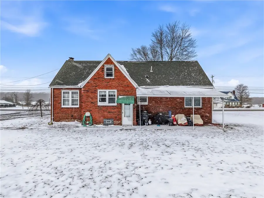 7376 Sharon Mercer Rd, Mercer, PA 16137 - #3