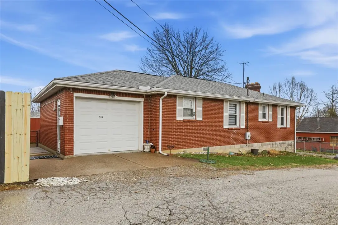 513 Lombard St, Irwin, PA 15642 - #1