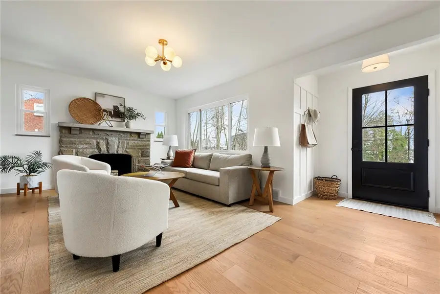 105 Weller Dr, Wexford, PA 15090 - #2