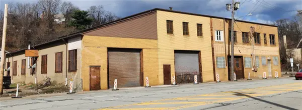 2121 5th Ave, Mckeesport, PA 15132