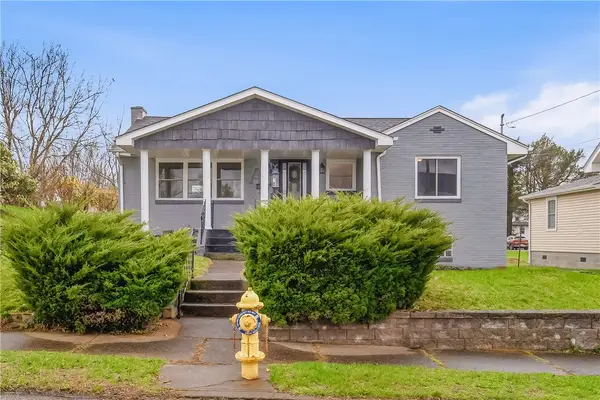 134 N 11th St, Connellsville, PA 15425