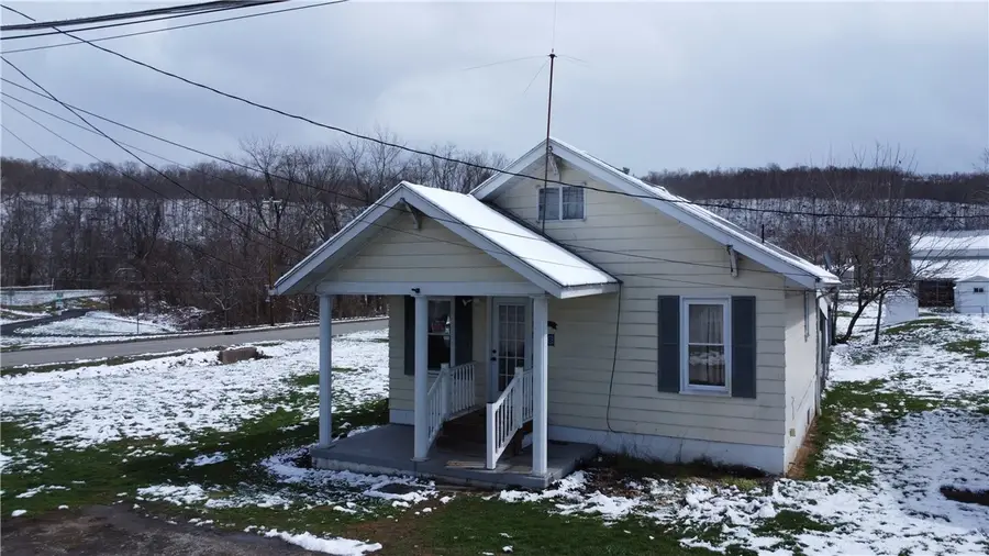 518 3rd St, Greensboro, PA 15338 - #3