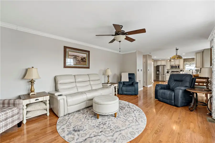 204 Rolling Hill Farm Dr, West Newton, PA 15089 - #3