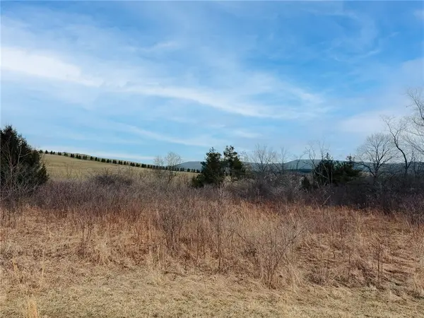 0 County Line Rd, Acme, PA 15610