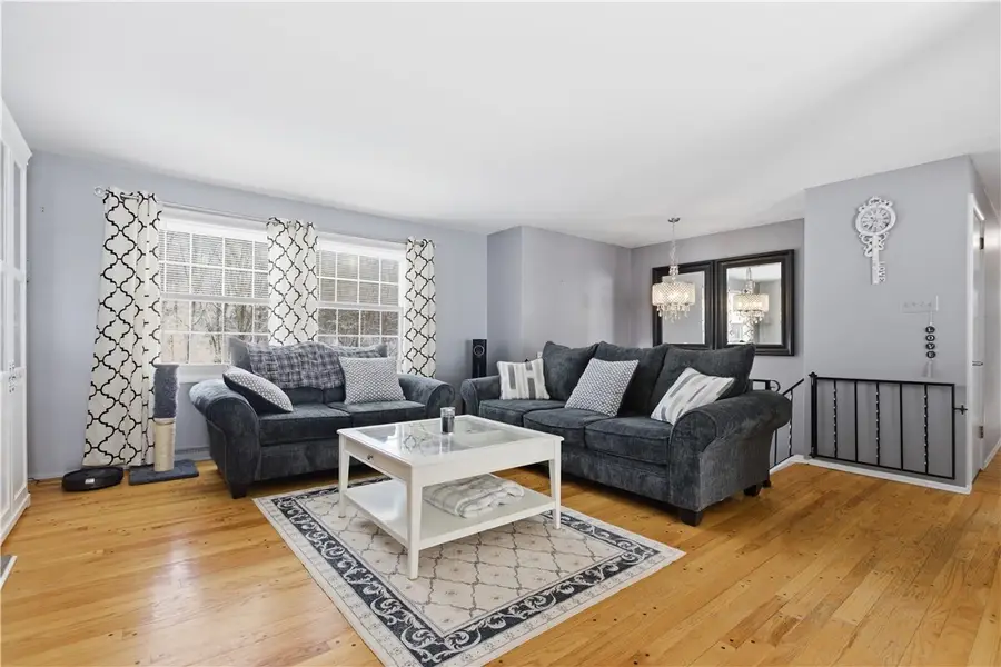 2221 Washington Rd, Pittsburgh, PA 15241 - #3