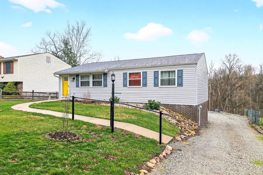 1952 Colleen, North Huntingdon, PA 15642 - #2