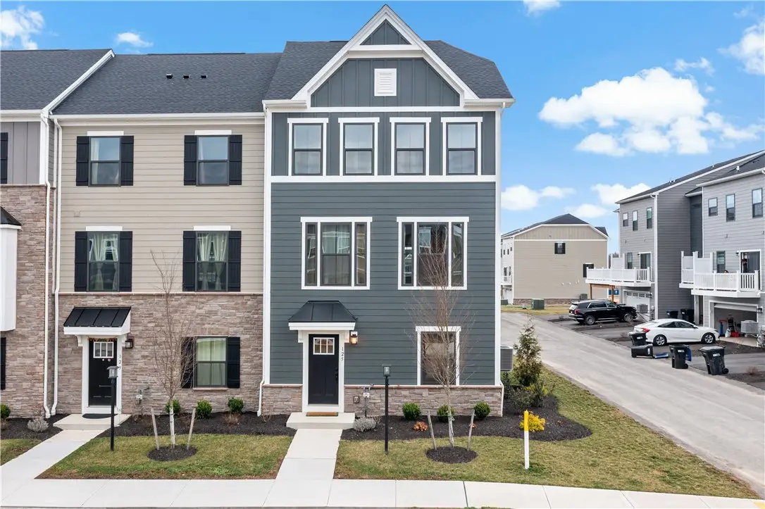 125 Mossy Oak Dr, Coraopolis, PA 15108 - #1