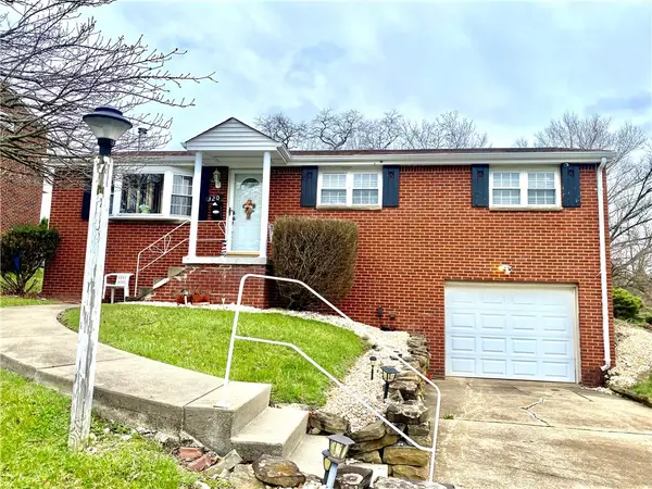 320 Mckenzie Dr, Pittsburgh, PA 15235