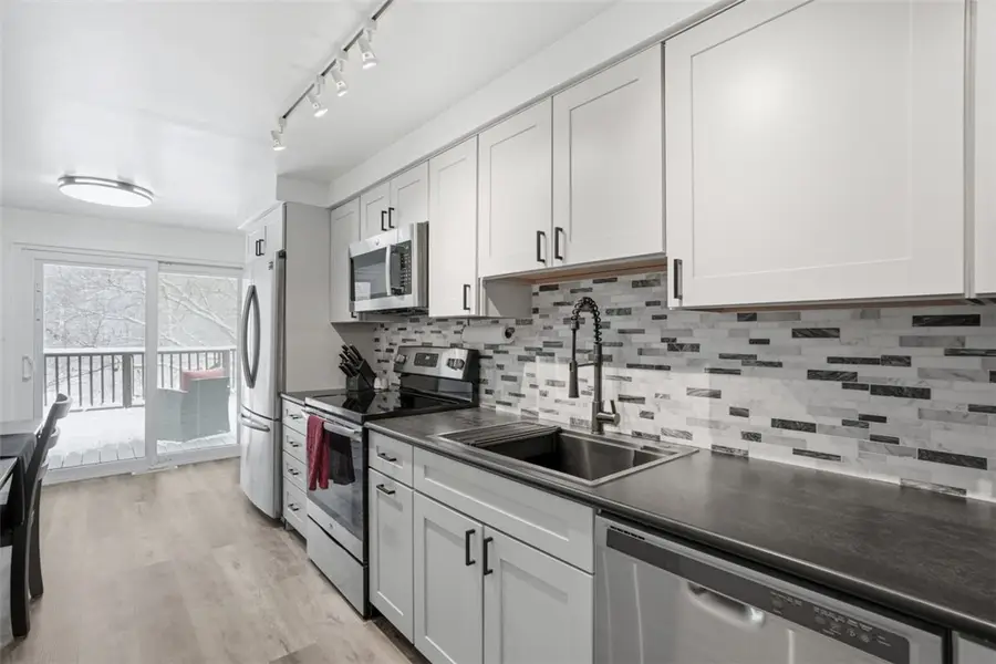 283 Leisie Rd, Renfrew, PA 16053 - #3