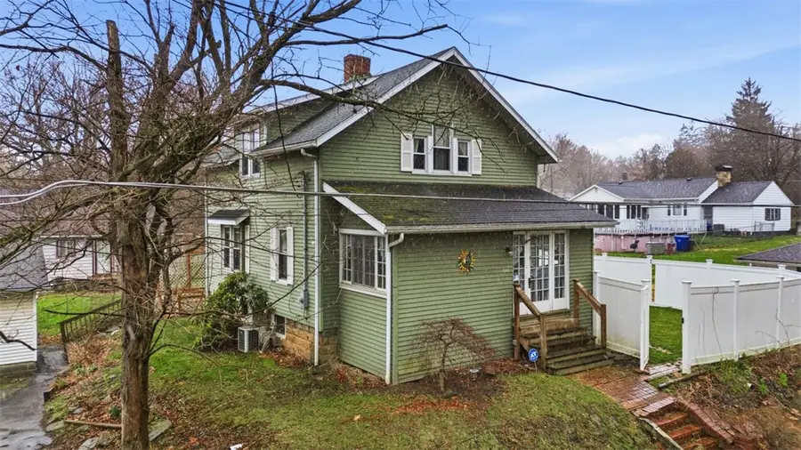 1415 W Grant St, New Castle, PA 16101 - #3