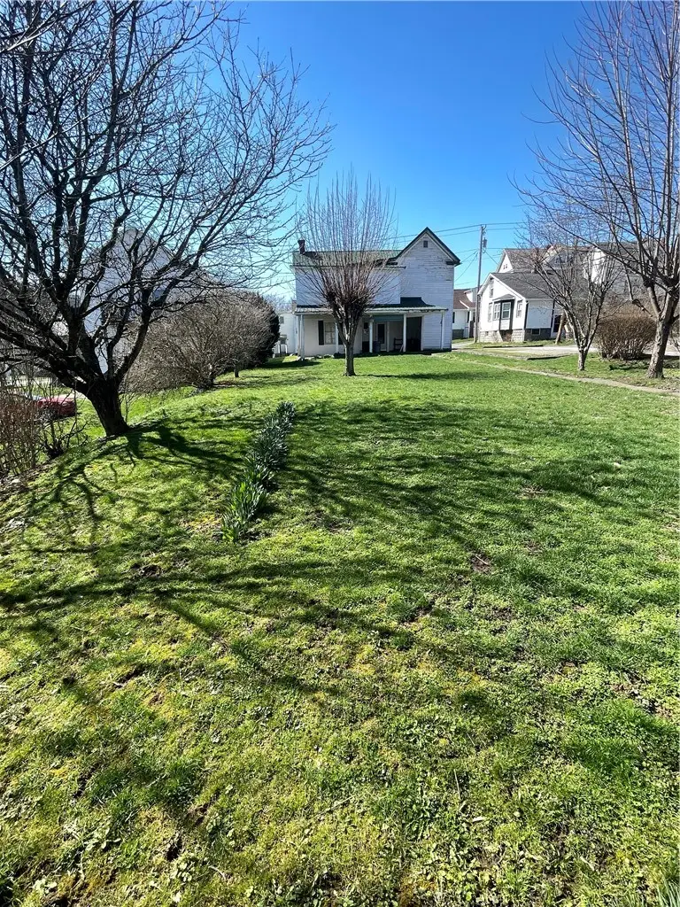 154 S Richhill Street, Waynesburg, PA 15370 - #3