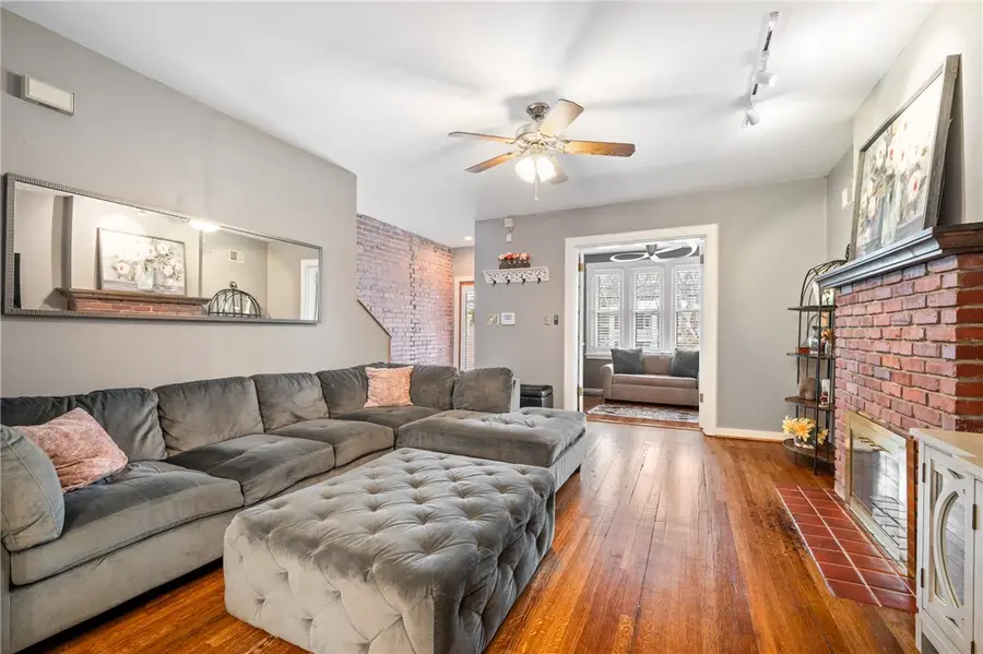 6539 Wilkins Ave, Pittsburgh, PA 15217 - #2