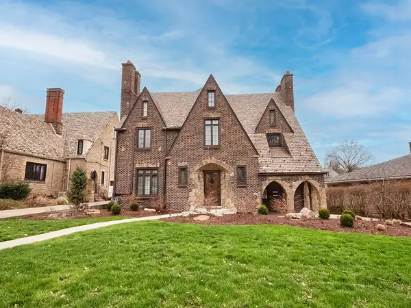 1035 Washington Road, Pittsburgh, PA 15228