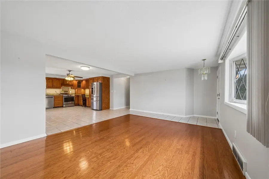 6 Marilou Dr, Jeannette, PA 15644 - #2