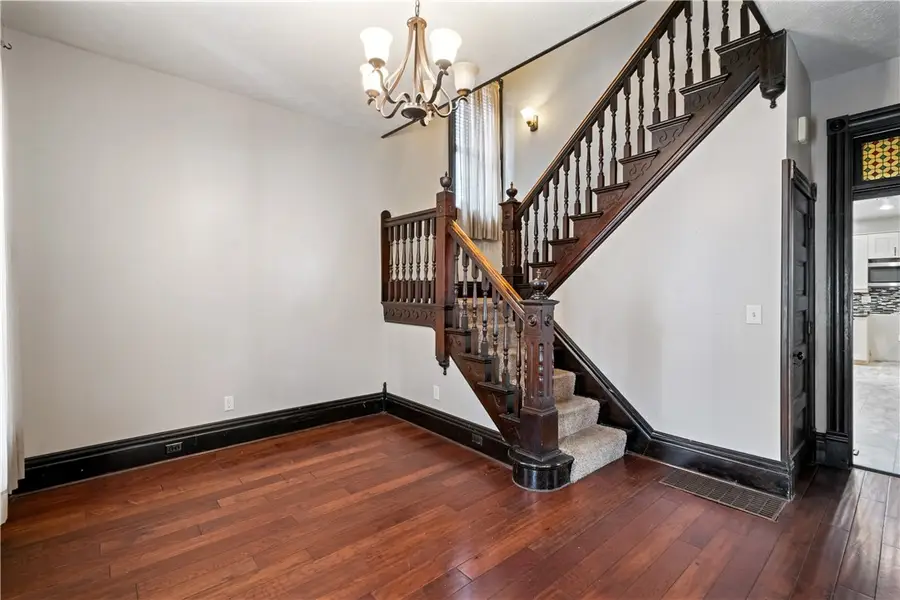 109 N Main St, Houston, PA 15342 - #3