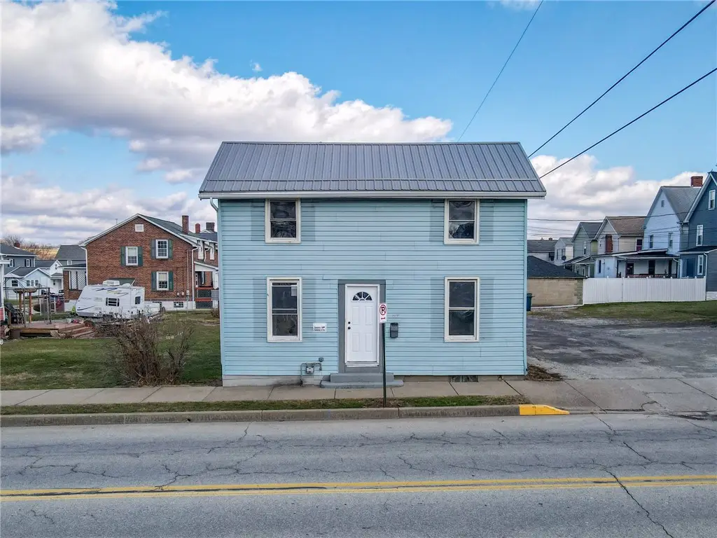 406 Ligonier St, Latrobe, PA 15650 - #1