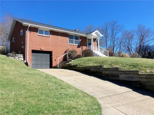 220 Franklin Farms Rd, Washington, PA 15301