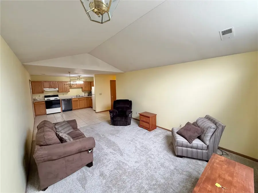 427 Jennie Ln, New Castle, PA 16101 - #3