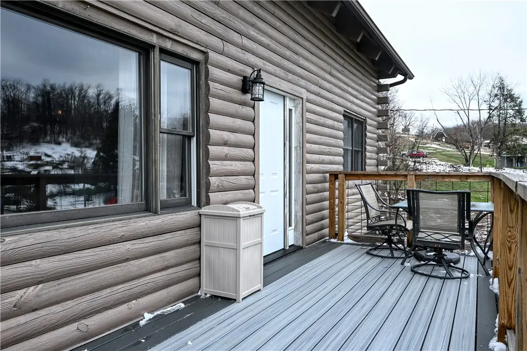 9049 Roberts Hollow Rd, Elizabeth, PA 15037 - #1