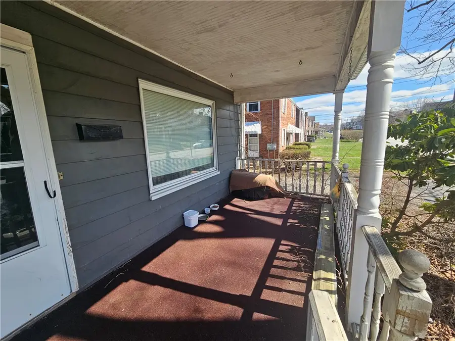 909 Franklin St, McKeesport, PA 15132 - #3