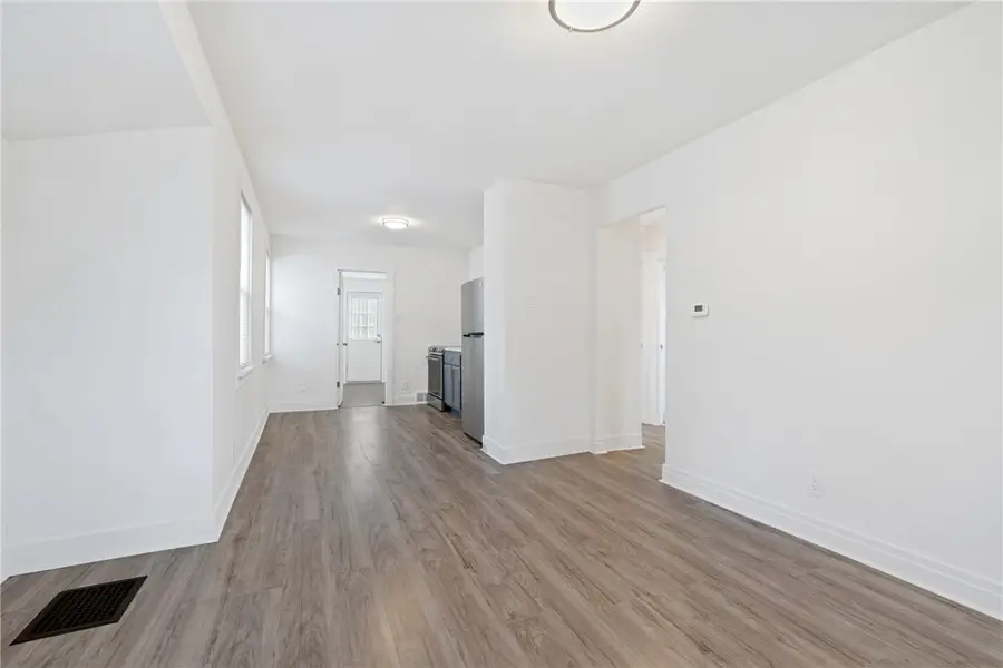 1607 Fredell St, Pittsburgh, PA 15210 - #3