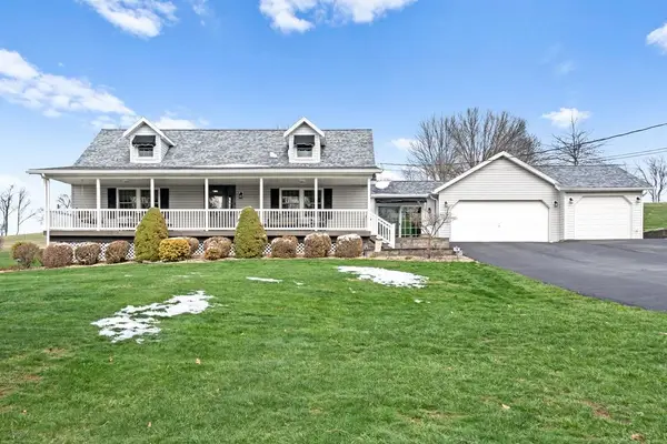 341 Patterson Ln, Belle Vernon, PA 15012