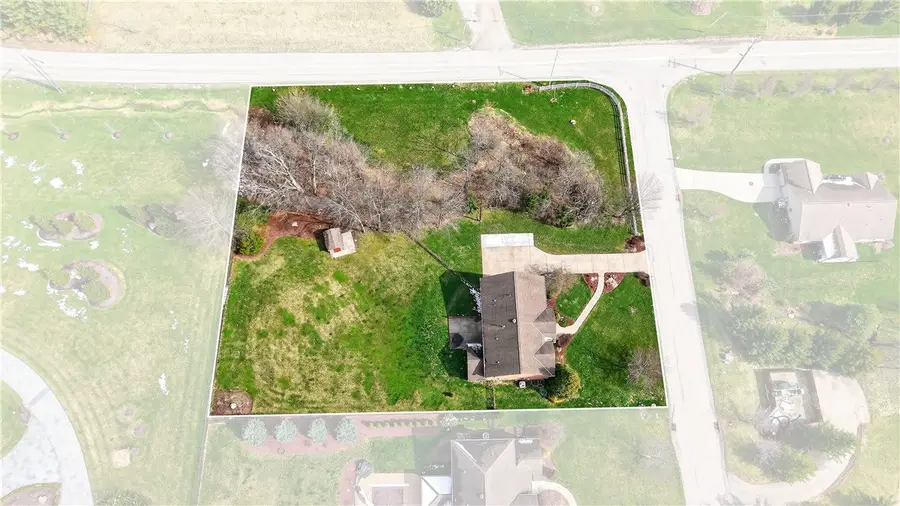 113 Blackmore Dr, Venetia, PA 15367 - #3