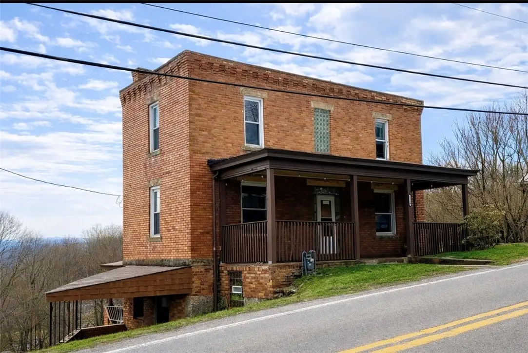 1119 Hancock Avenue, Vandergrift, PA 15690 - #1