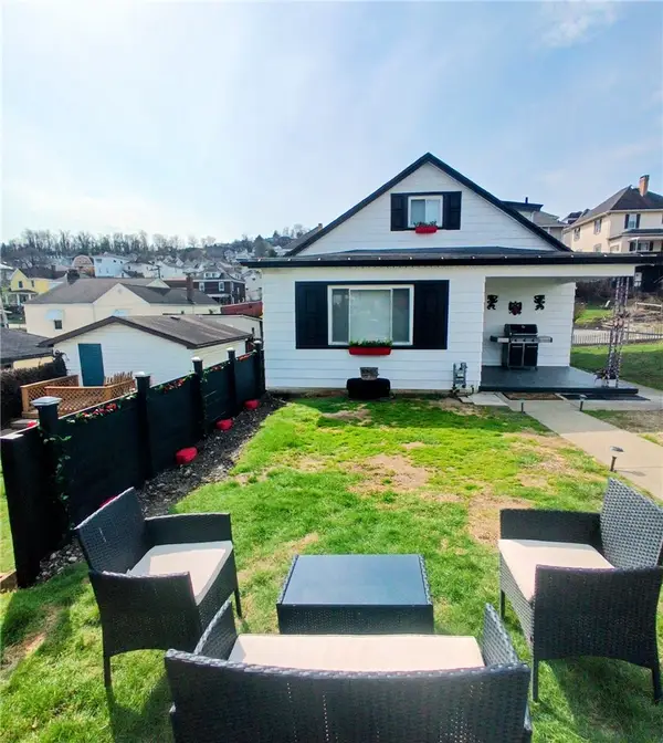 440 Olive Ave, Charleroi, PA 15022