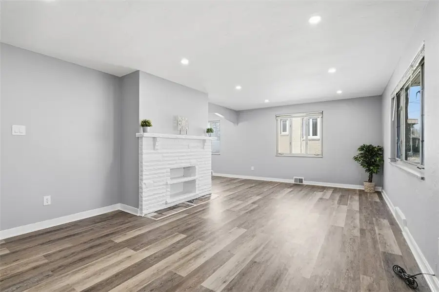 5066 Brownsville Rd, Pittsburgh, PA 15236 - #3