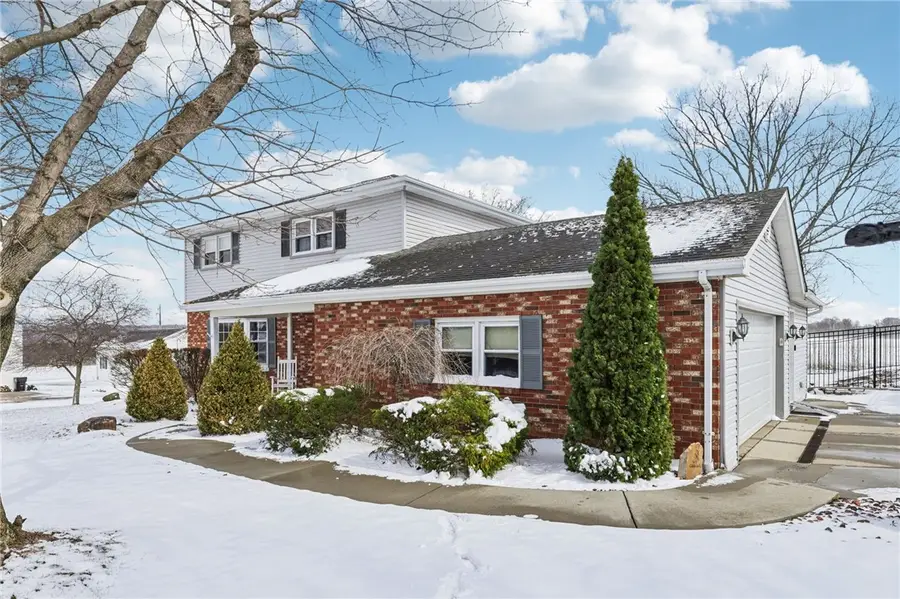 319 Brewster Road, New Castle, PA 16102 - #2