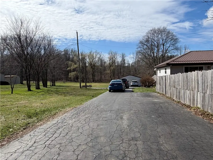 1051 S Lake Rd, Mercer, PA 16137 - #3