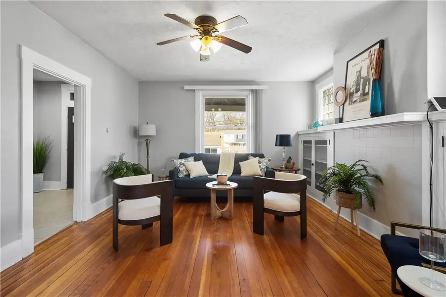 4624 Greensprings Ave, West Mifflin, PA 15122 - #3