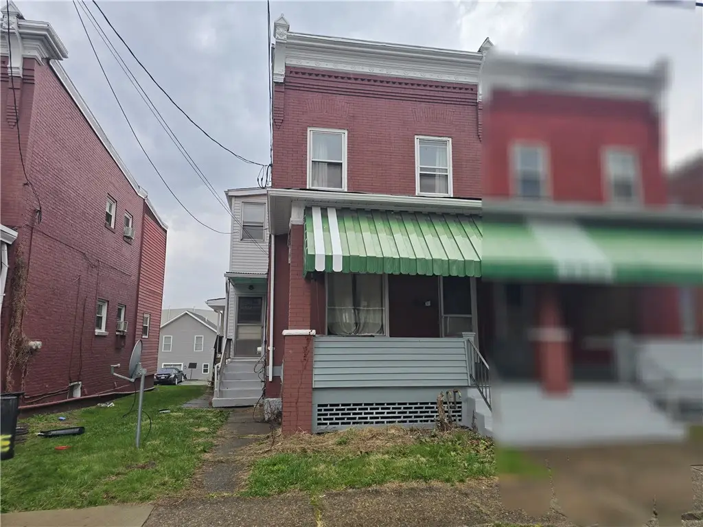 323 S 5th Street, Jeannette, PA 15644 - #1