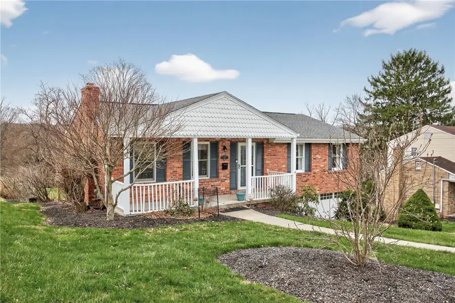 918 Willow Glen Dr, Bethel Park, PA 15102 - #3