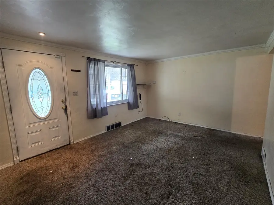 109 Webster Dr, Pittsburgh, PA 15235 - #3
