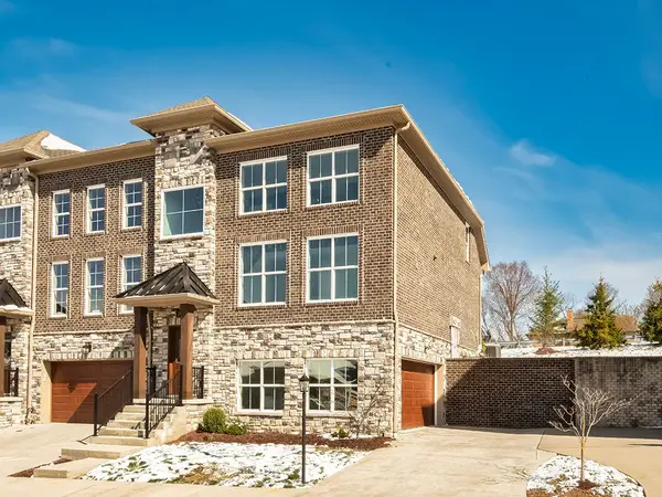 243 Lucca Lane, Pittsburgh, PA 15241