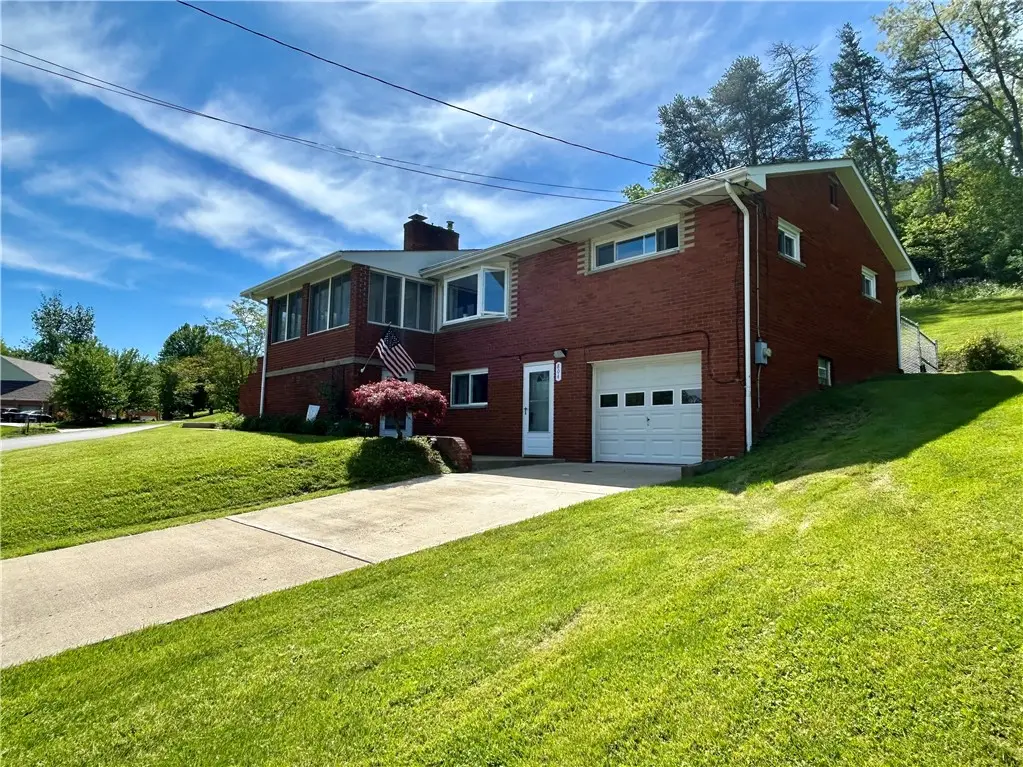 804 Redwood Dr, McDonald, PA 15057 - #1