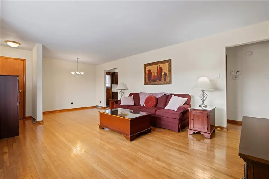 804 Redwood Dr, McDonald, PA 15057 - #3