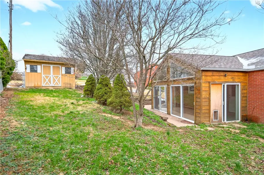 9 Lavonne Ave., Charleroi, PA 15022 - #3