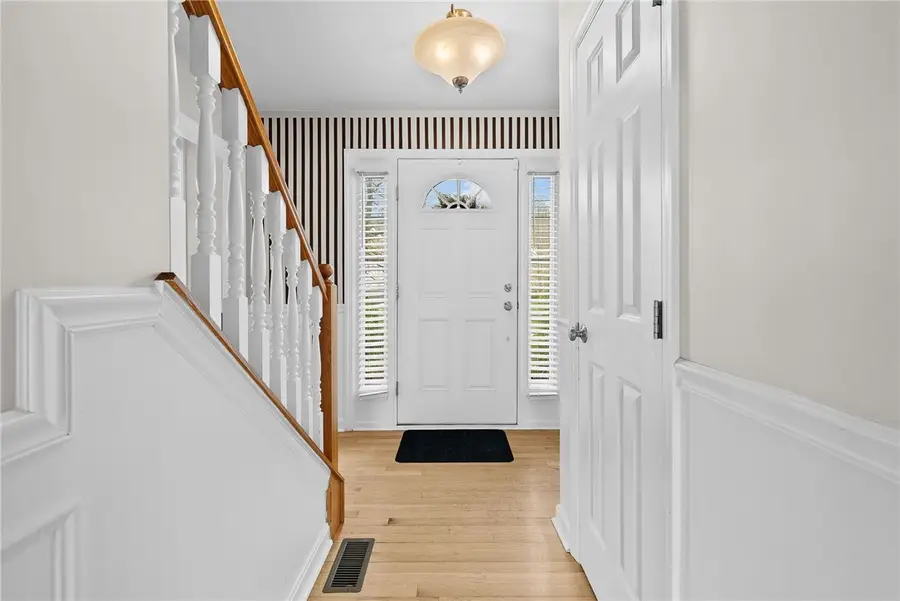 1335 Maplewood Cir, Washington, PA 15301 - #3