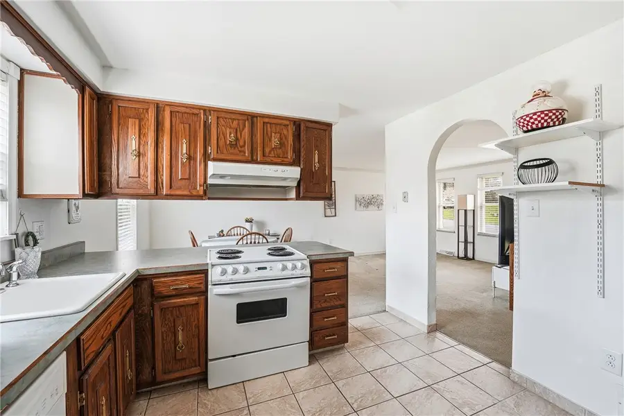 114 Rembrandt Dr, Butler, PA 16002 - #3