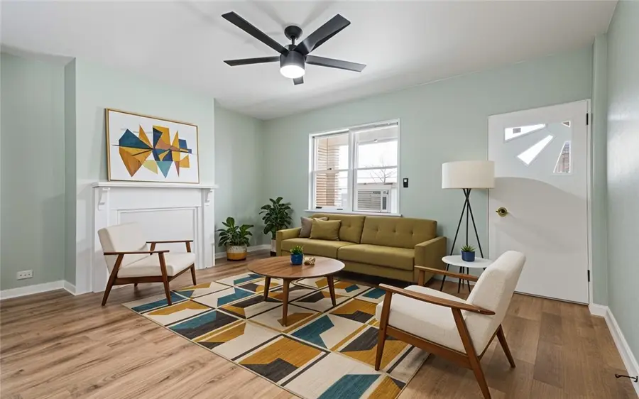 411 Edith St, Pittsburgh, PA 15211 - #3