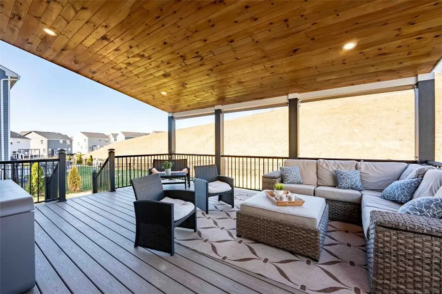 416 Sarjean Way, Zelienople, PA 16063 - #2