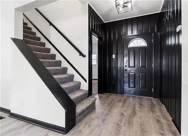 3418 Duquesne Ave, West Mifflin, PA 15122 - #3