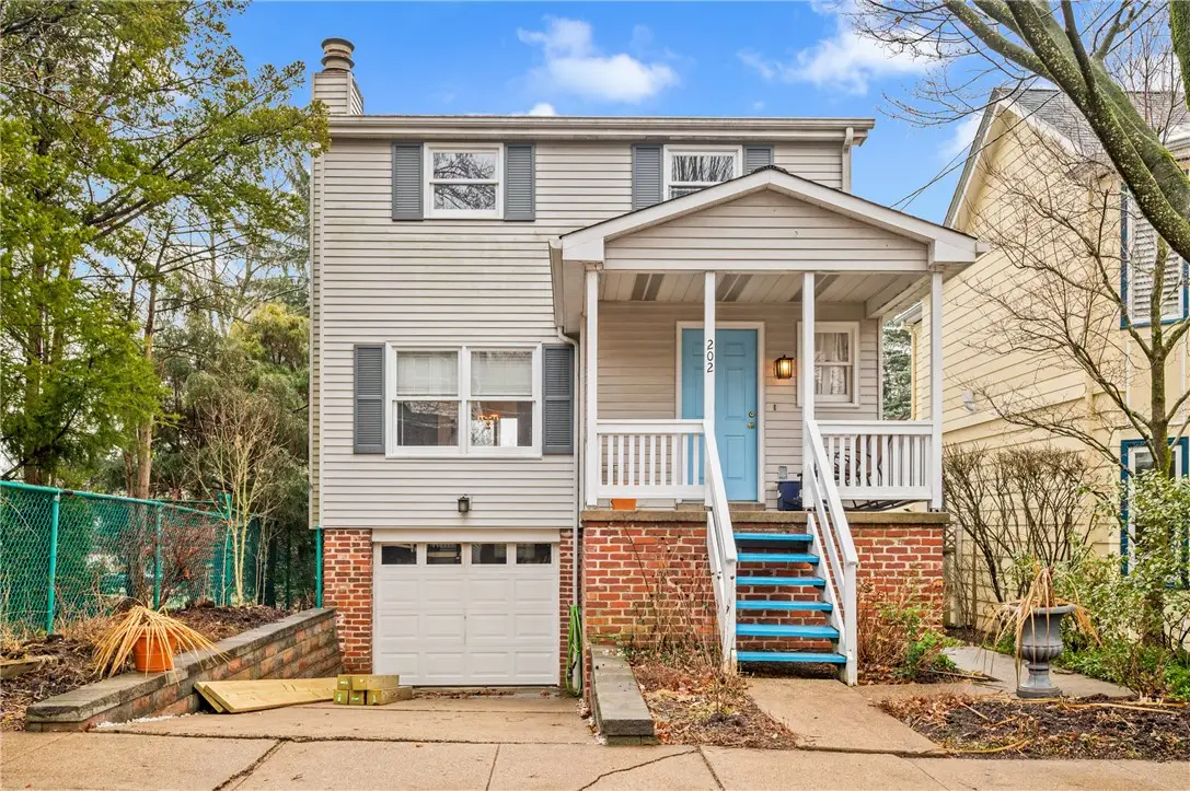 202 10th St, Aspinwall, PA 15215 - #1