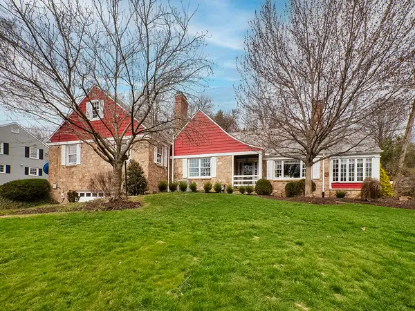 4 Couch Farm Road, Pittsburgh, PA 15243