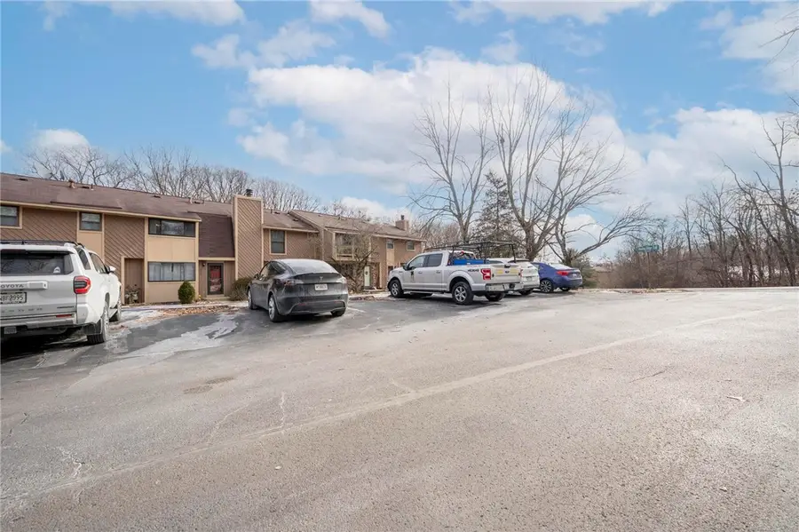 3106 Laurel Ridge Cir, Bridgeville, PA 15017 - #2